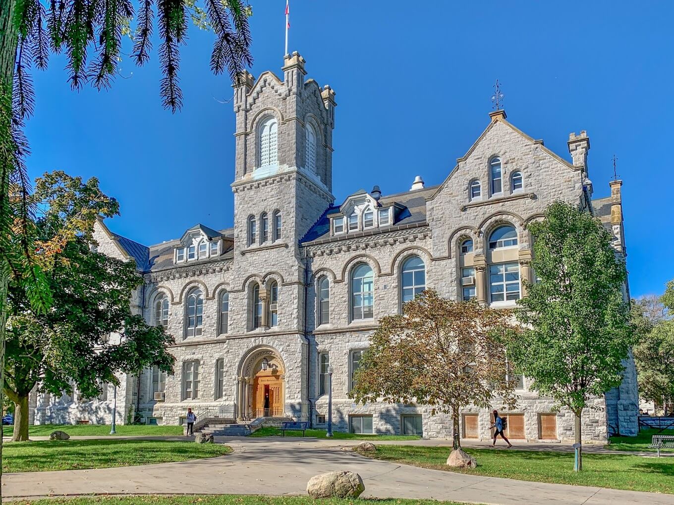 queen-university-canada