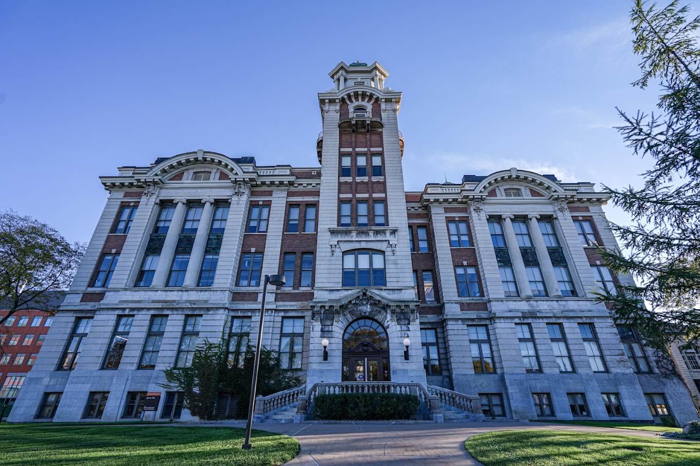 syracuse-university-1