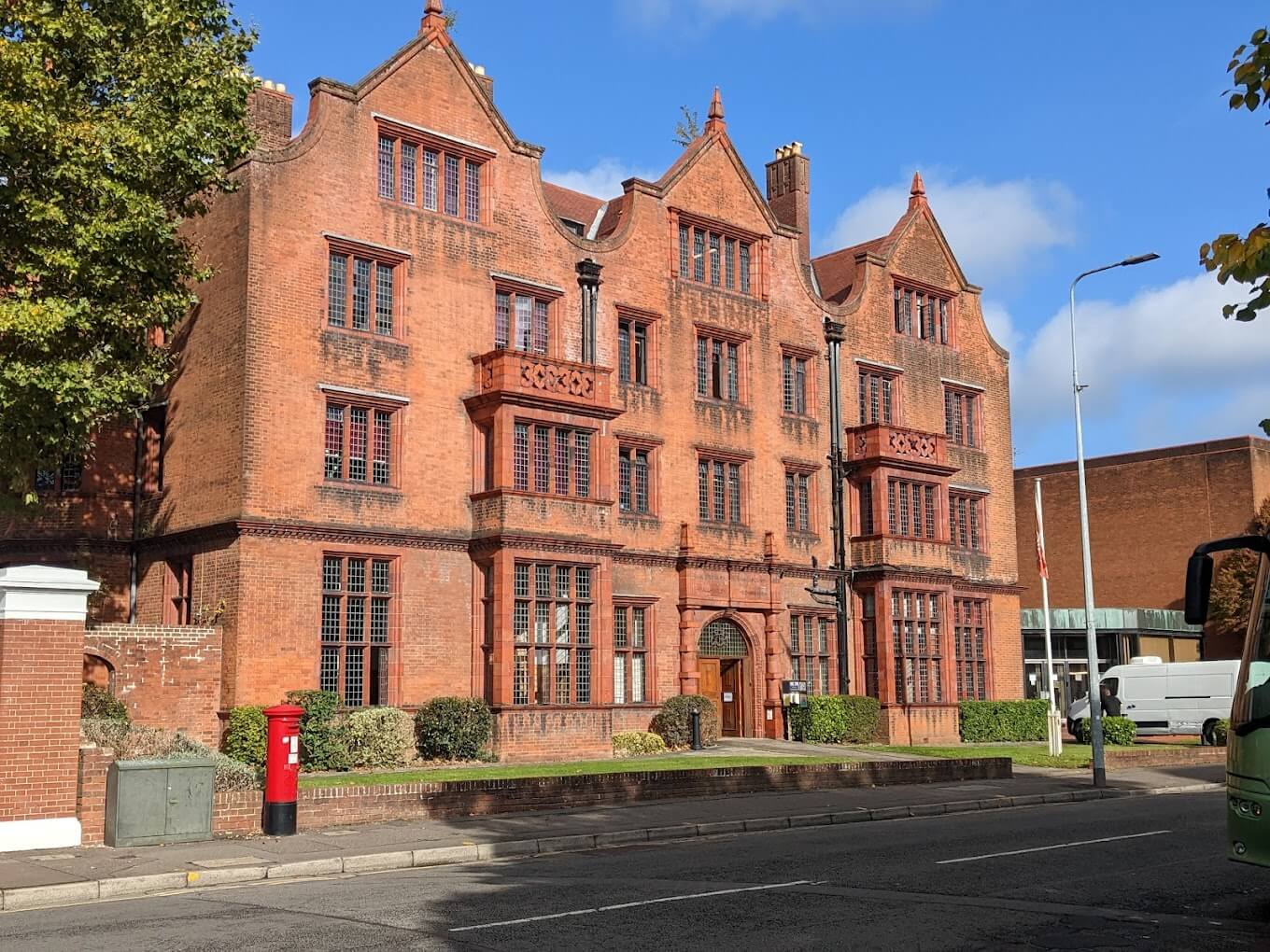 cardiff-university-1