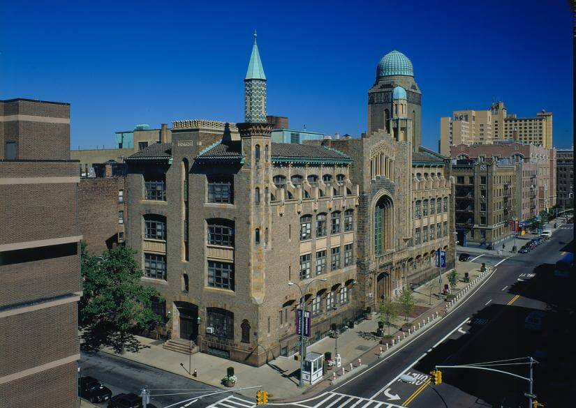 yeshiva-university-3